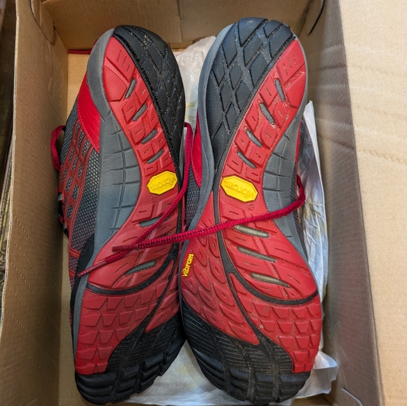 Merrell Crimson Performance Show. Size 10 - Picture 5 of 6